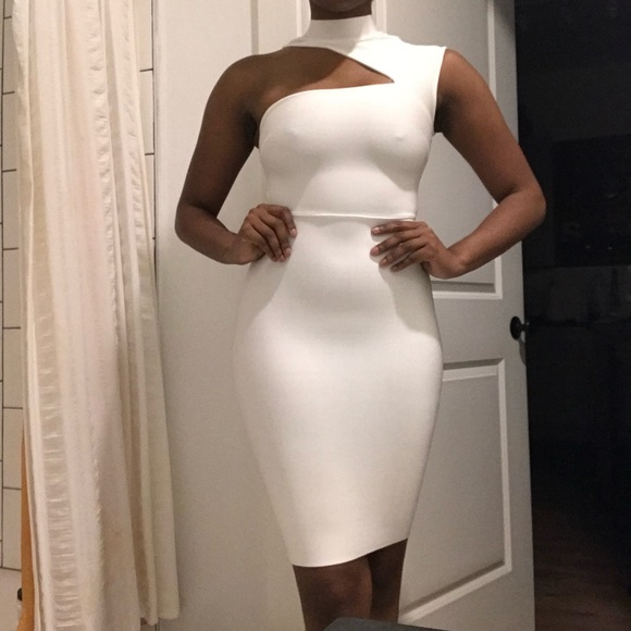 Dresses & Skirts - Gorgeous bandage dress!